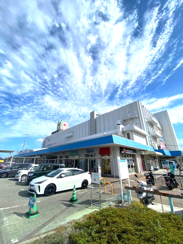 スーパー　イズミヤ 小林店（スーパー）まで1345m