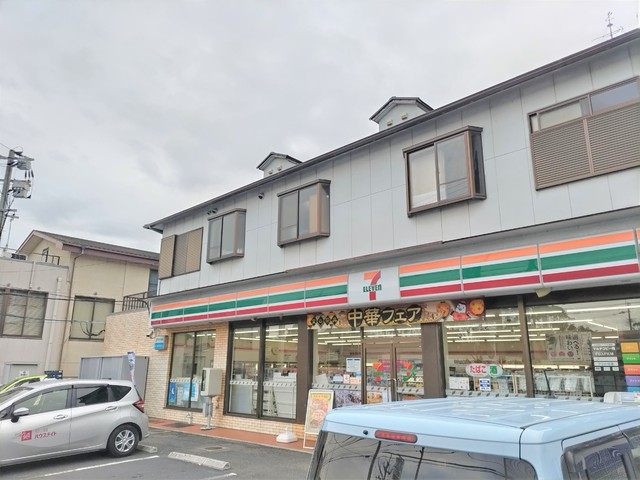 コンビニ　セブンイレブン若松大井戸店（コンビニ）まで450m