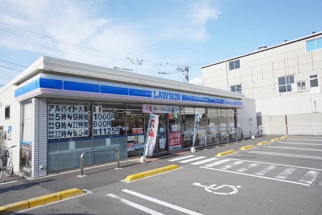 コンビニ　ローソン松山空港通一丁目店（コンビニ）まで201m