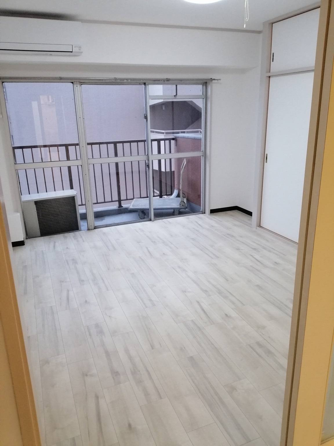 高円寺プラザの居間写真