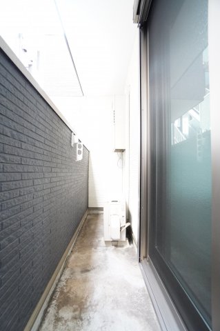 バルコニー　※同物件・同タイプの写真です。