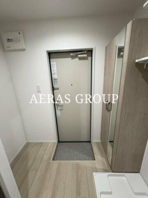 玄関　別部屋同仕様タイプ