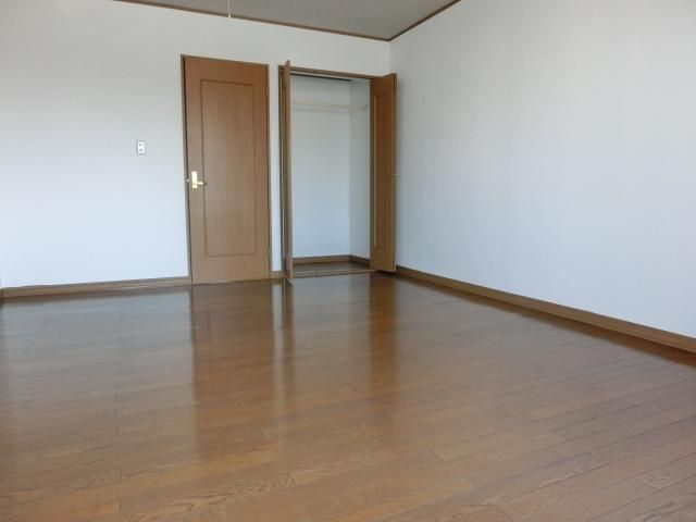 ブライトオークの居間写真