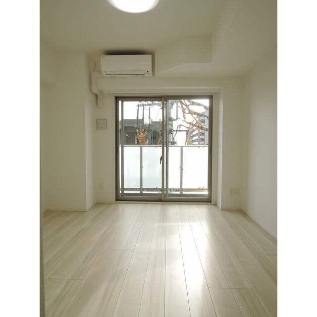 都営三田線 志村坂上駅 徒歩2分 6階建 築10年の居間写真