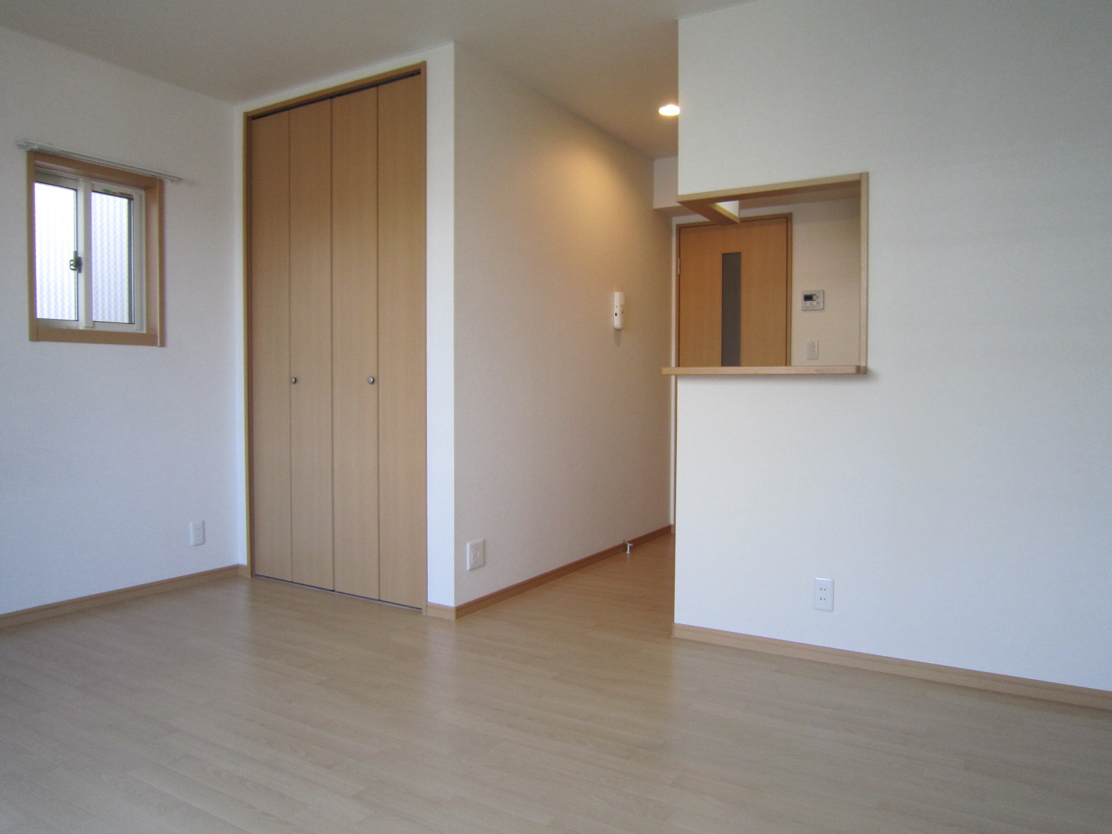 居室・リビング　洋室