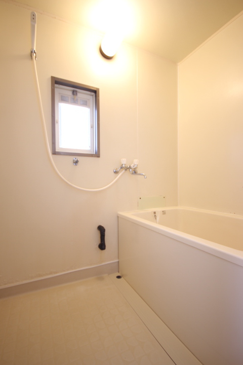 バス・シャワールーム　浴室です！