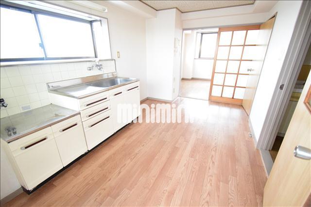 その他部屋・スペース　玄関から見たダイニングです！