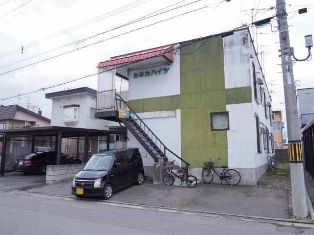 カネカハイツの建物外観