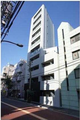 新宿区払方町のマンションの建物外観