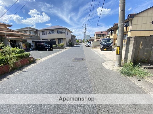 その他　前面道路（その他）まで0m