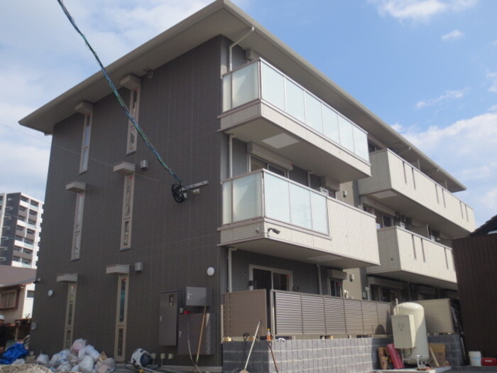 北九州市小倉北区昭和町のアパートの建物外観