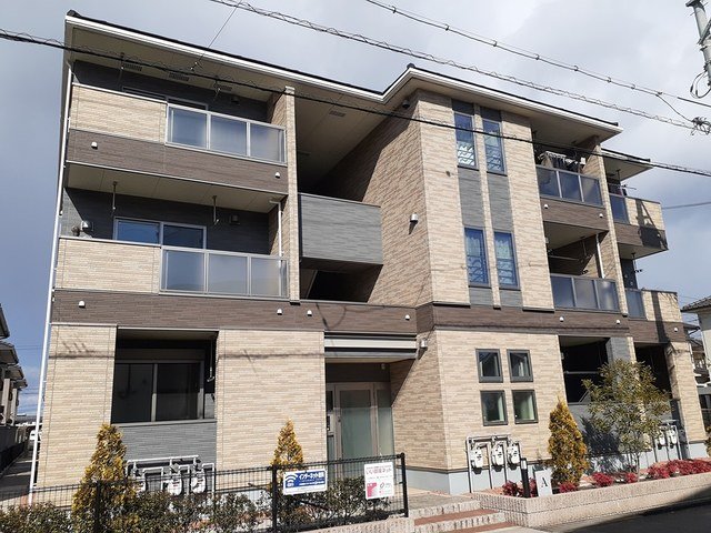広島県福山市新涯町４（アパート）の賃貸物件の外観