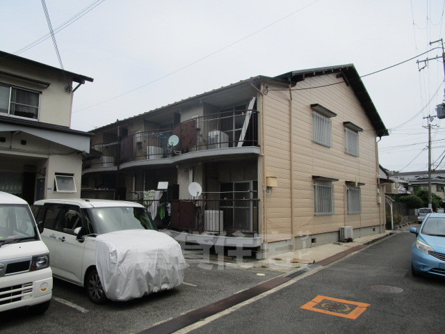 第2寺貞ハイツの建物外観