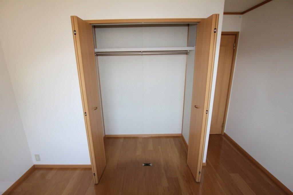 収納　クローゼット