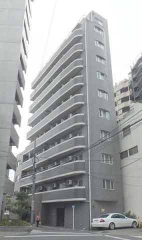 【港区三田のマンションの建物外観】