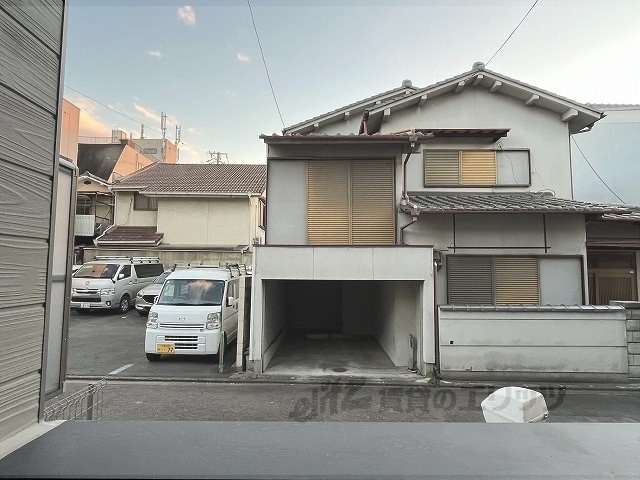 【京都市東山区福稲上高松町のアパートの眺望】