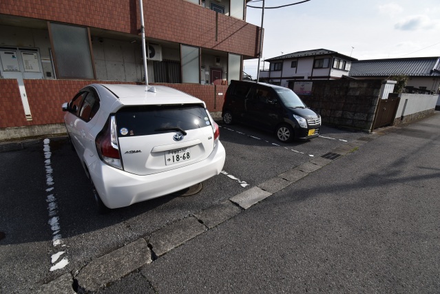 【グリーンガレの駐車場】