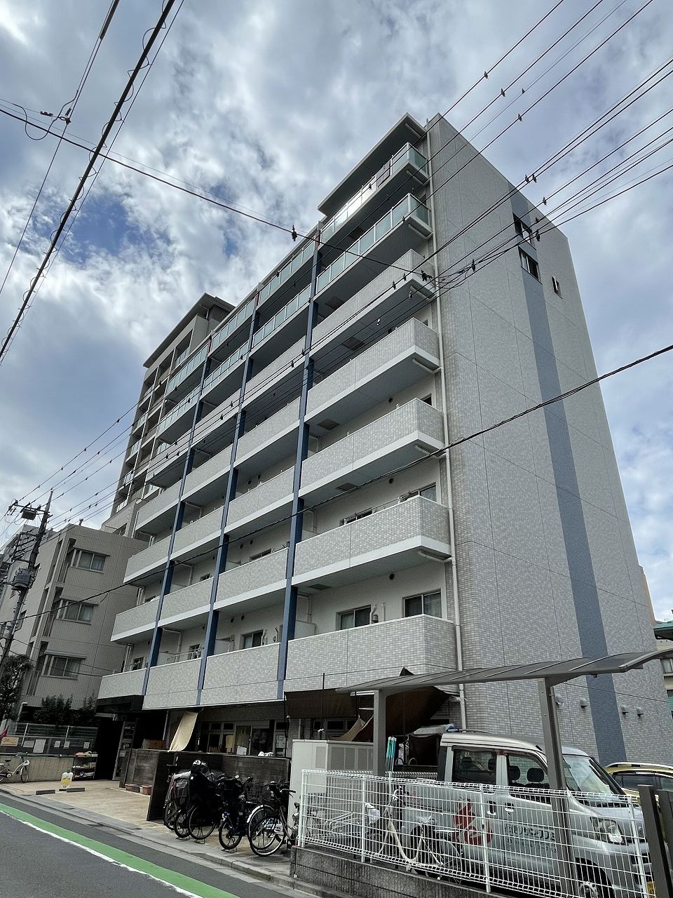 志木市本町のマンションの建物外観