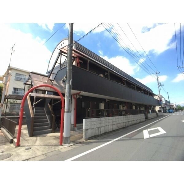 北本市本町のマンションの建物外観