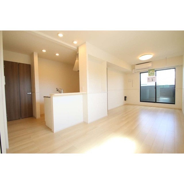 居室・リビング　写真はＡ２０１（実際の間取りと異なる場合