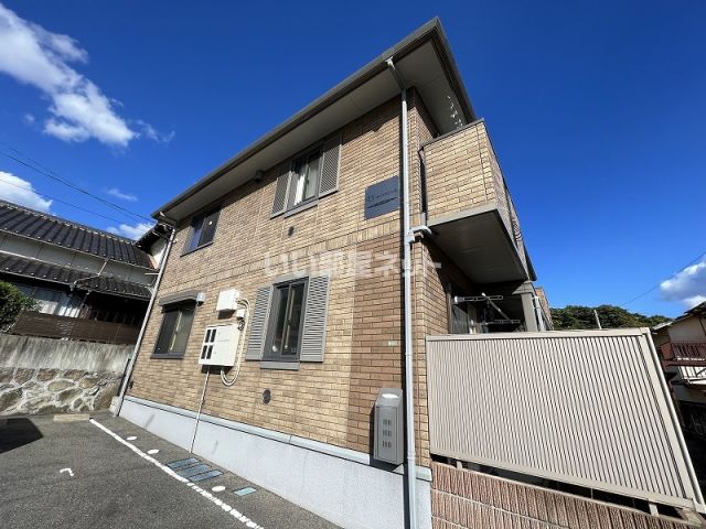 TS BONHEURの建物外観