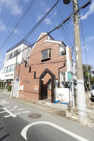 シティパレス北本2の建物外観