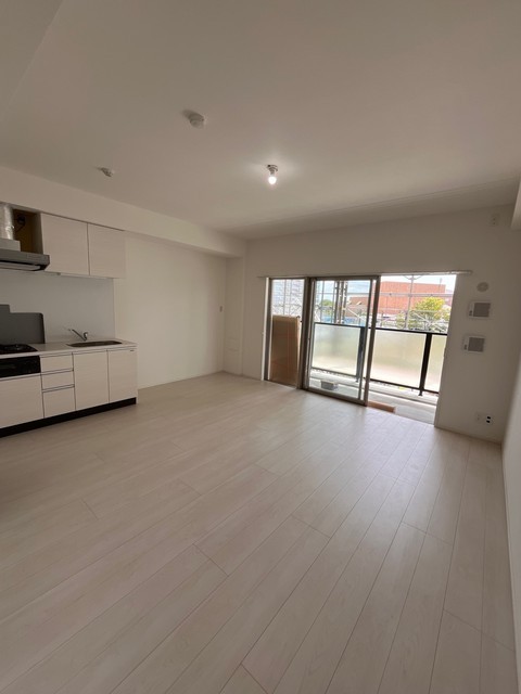 居室・リビング　ＬＤＫ約１２．８帖