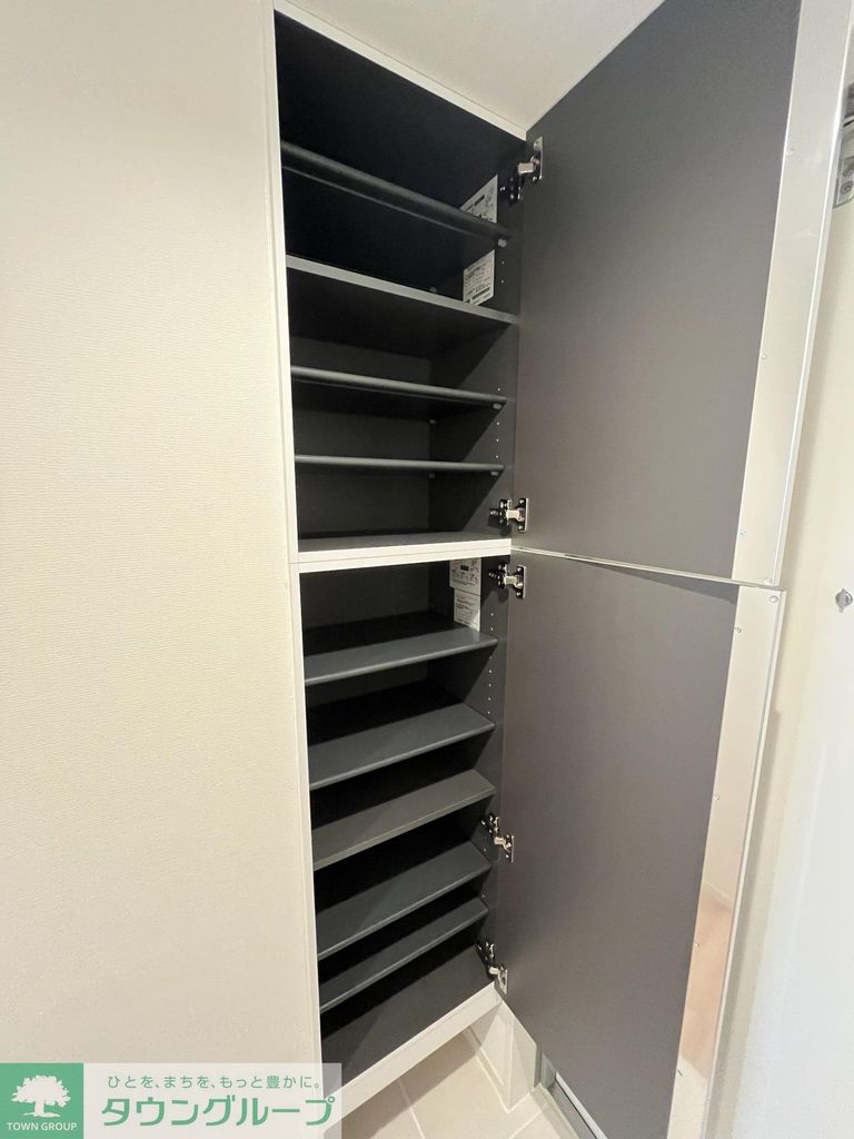 収納　バルコニー