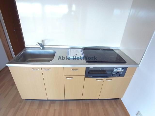 キッチン　※同物件別部屋参考写真