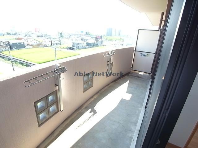 バルコニー　※同物件別部屋参考写真