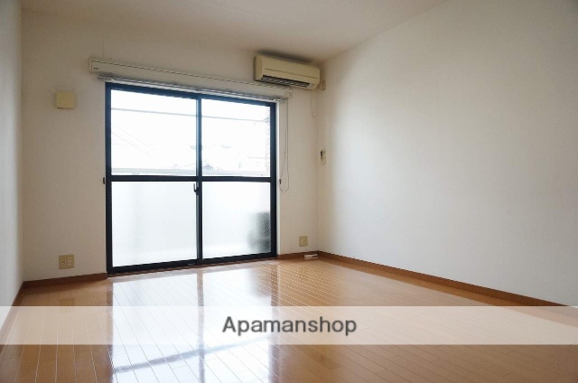 マリベール・ウイング_内装_0