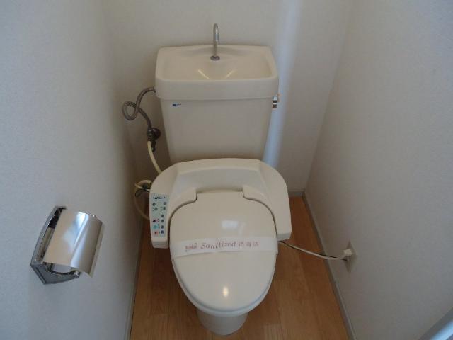 トイレ　シャワー付トイレ