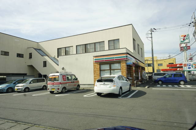 コンビニ　セブンイレブン小山城東店（コンビニ）まで226m