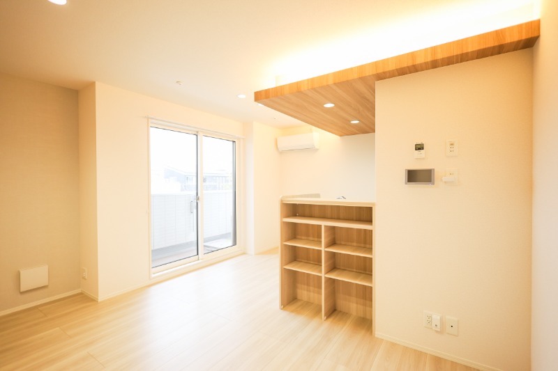 居室・リビング　図面と現状に相違がある場合には現状を優先