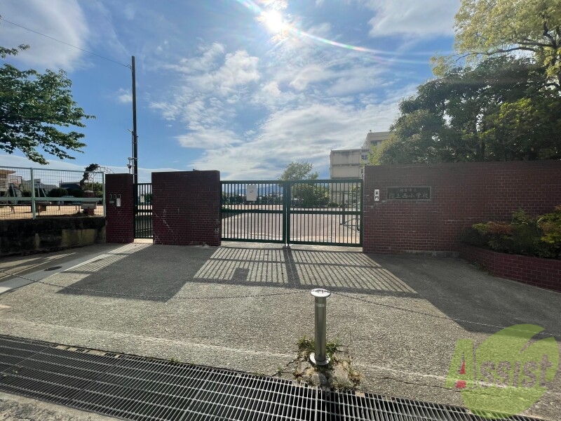 小学校　西宮市立段上西小学校（小学校）まで776m