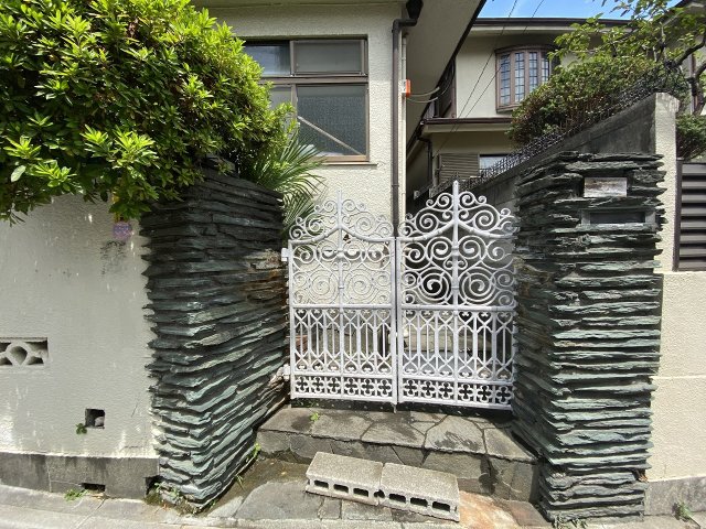 エントランス　建物の内部です