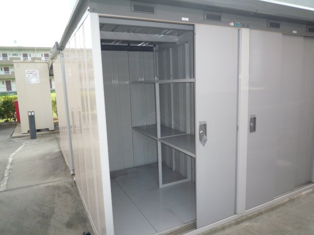 収納　室外物置