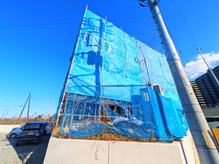 建物外観　建築中