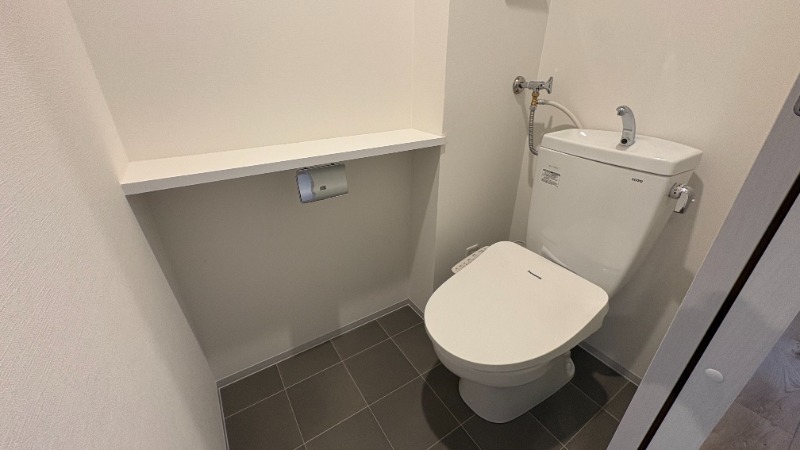 トイレ　ウォシュレット付きトイレ