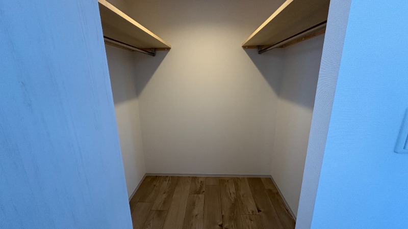 収納　ウォークインクローゼット