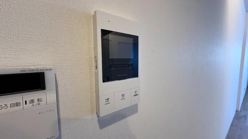 セキュリティ　モニター付きインターホン