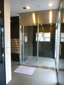 エントランス　エントランス