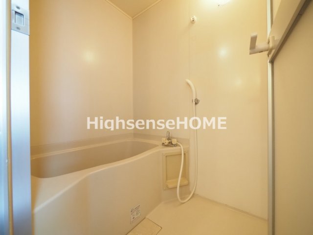 バス・シャワールーム　お風呂で日々の疲れを落としましょう