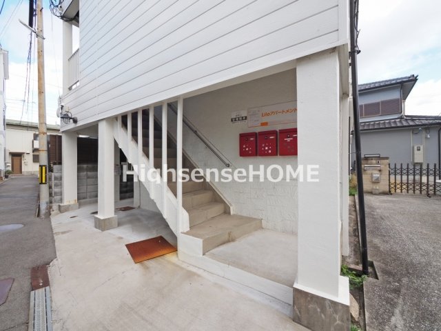 エントランス　建物の内部です