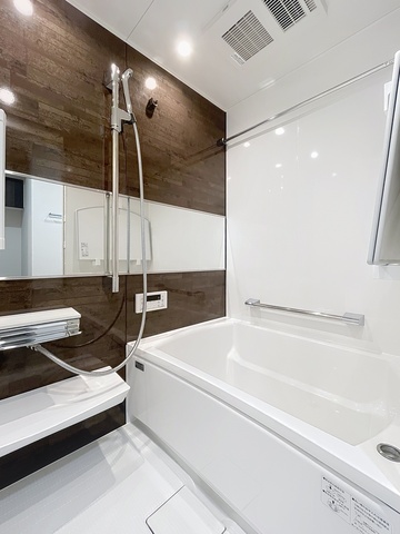 バス・シャワールーム