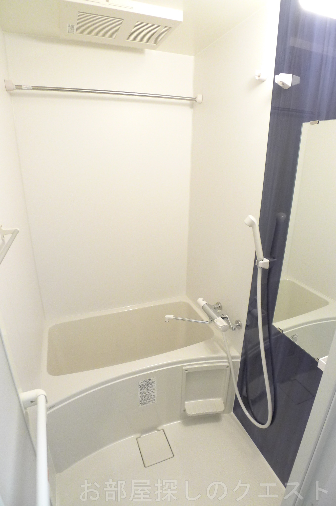 バス・シャワールーム　（写真は同タイプ）