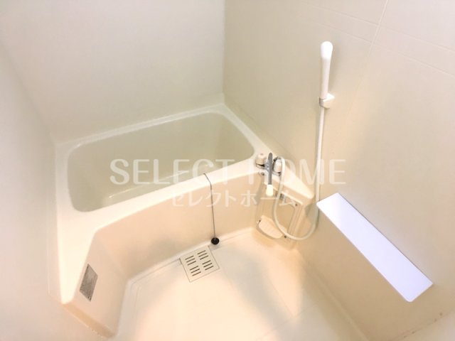 バス・シャワールーム　お風呂で日々の疲れを落としましょう