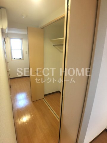 収納　ちょっとした収納スペースも充実しています