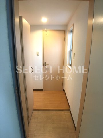 玄関　落ち着いた玄関です