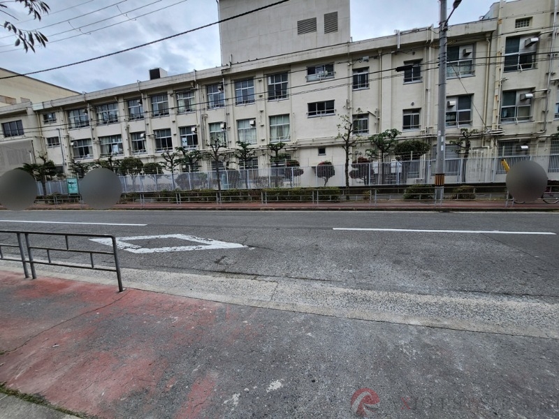 その他　周辺（その他）まで10m